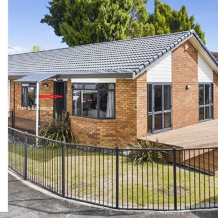 Red Brick House Villa Auckland Esterno foto